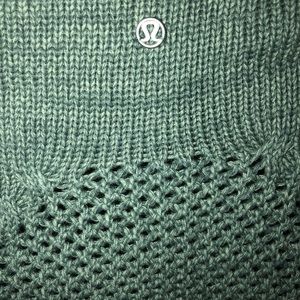 Lululemon crop sweater